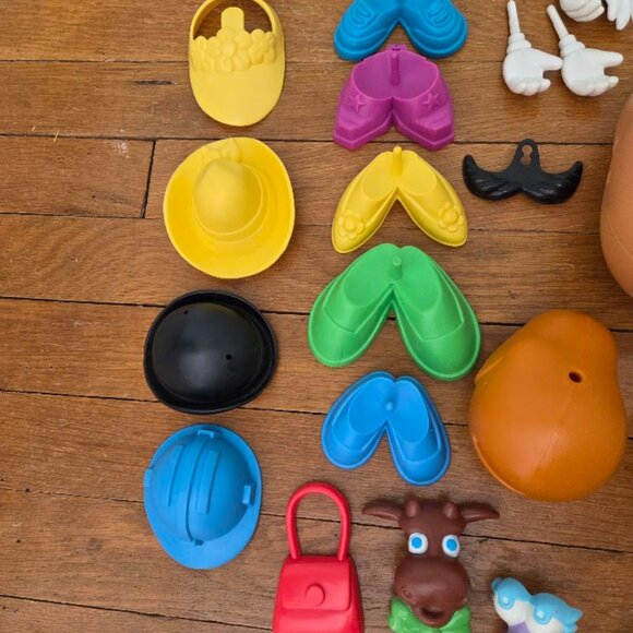 Hasbro Vintage Mr/Mrs Potato Head Accessories Lot - Picture 4 of 9
